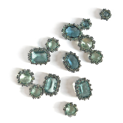 Light Gets In Necklace Kit